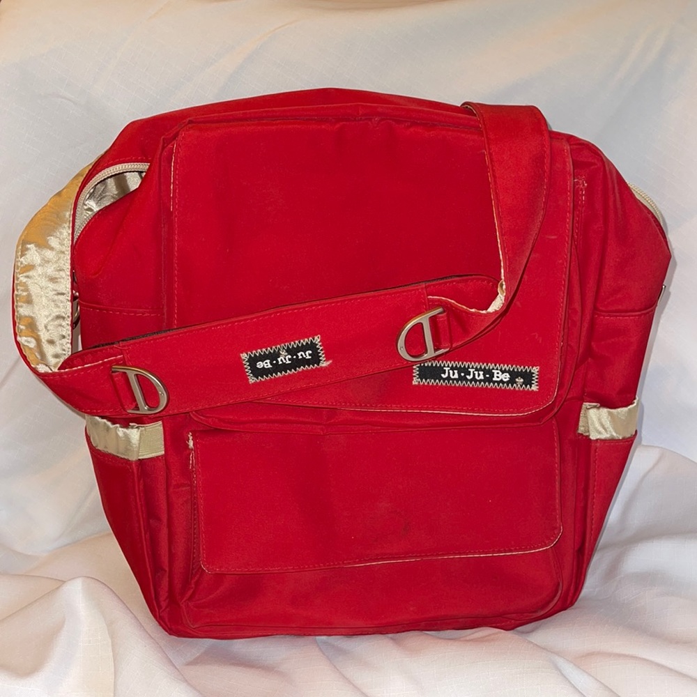 * Final Reduced Price - Ju-Ju-Be Packabe - Cinnamon/Champagne